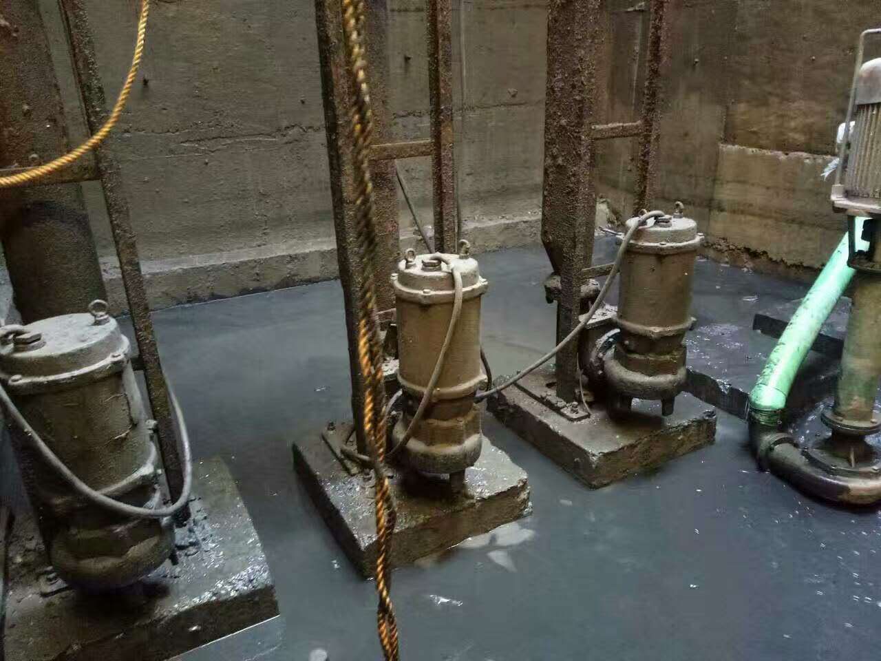 景泰污水池清理